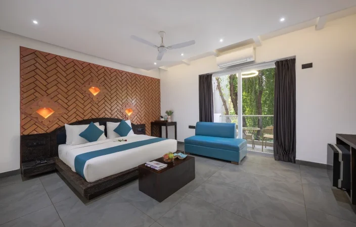 Super Deluxe Premium